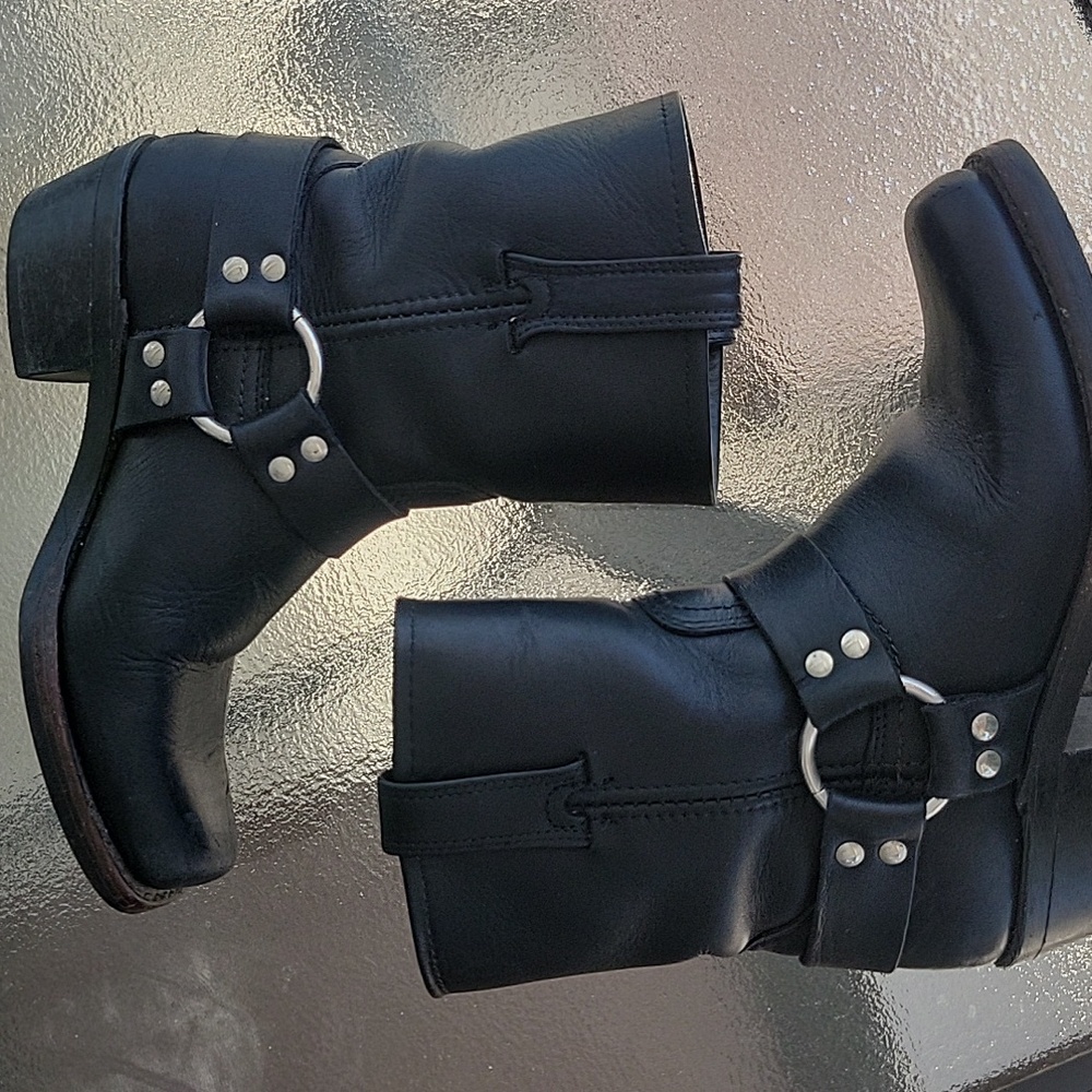 Frye Harness 8R